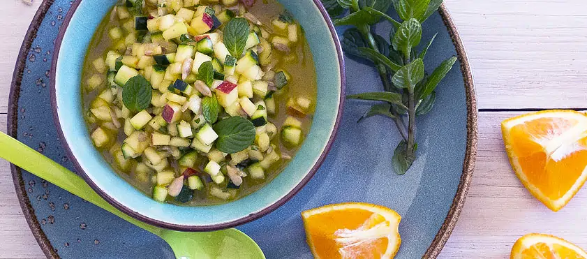 Les archives de Cook'n Focus 5 Pomme, courgette, menthe et orange : un assaisonnement façon pickles pour relever les buddha bowl