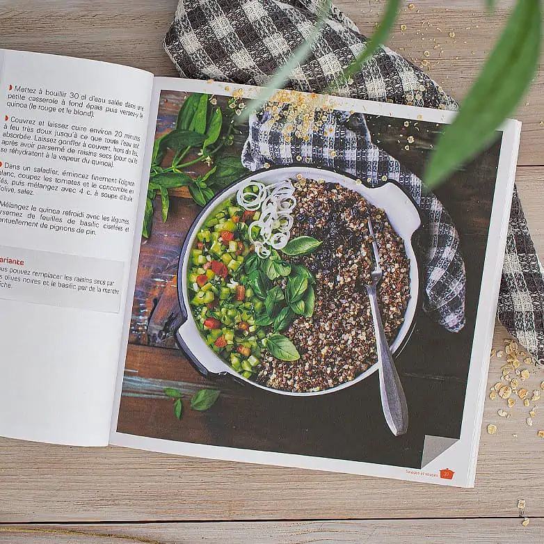 Réalisation et photographie de la recette du quinoa en salade concombre basilic